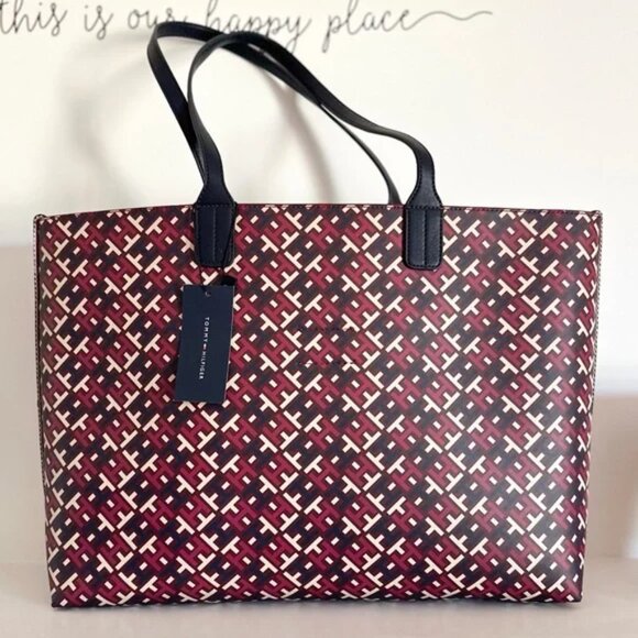 58 | 😍Tommy Hilfiger Monogram Large Shoulder Tote Bag - Picture 4 of 4